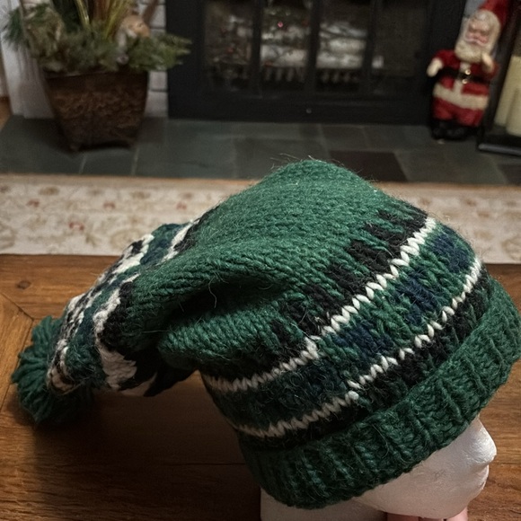 Wool knitted geeen Santa sweater hat with Pom Pom - Picture 4 of 8